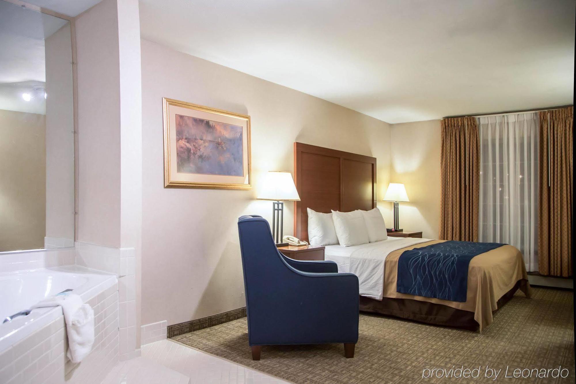 Wingate By Wyndham Anchorage Downtown - Ship Creek Hotel Exterior photo